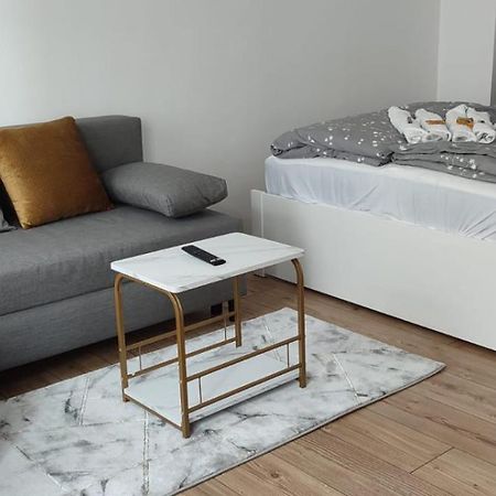 Privatzimmer-2 In Ruhiger Lage 9Min Von Hbh Nürnberg Dış mekan fotoğraf