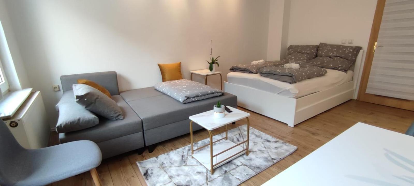Privatzimmer-2 In Ruhiger Lage 9Min Von Hbh Nürnberg Dış mekan fotoğraf